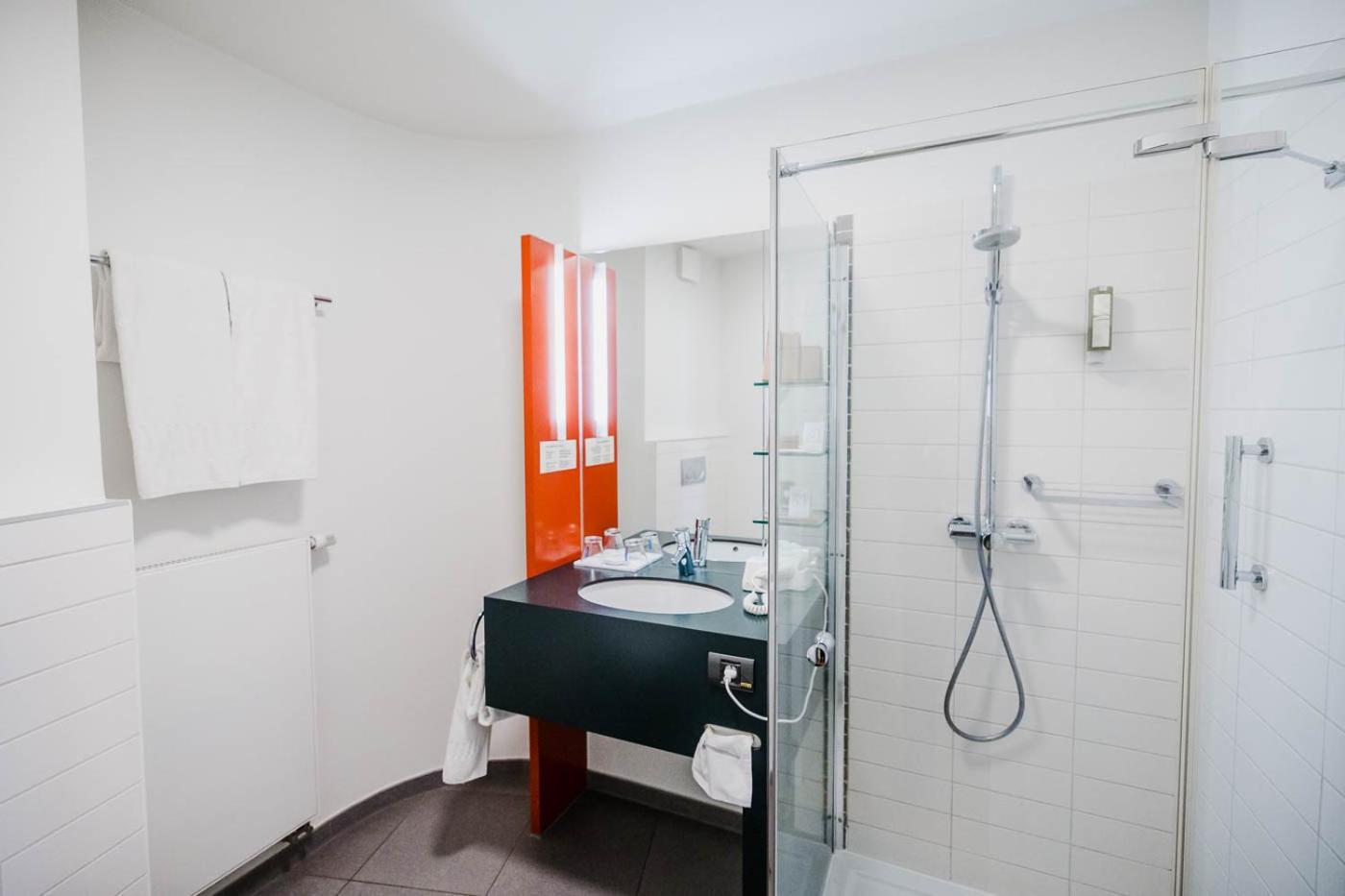 Hotel Verlooy Geel Bagian luar foto