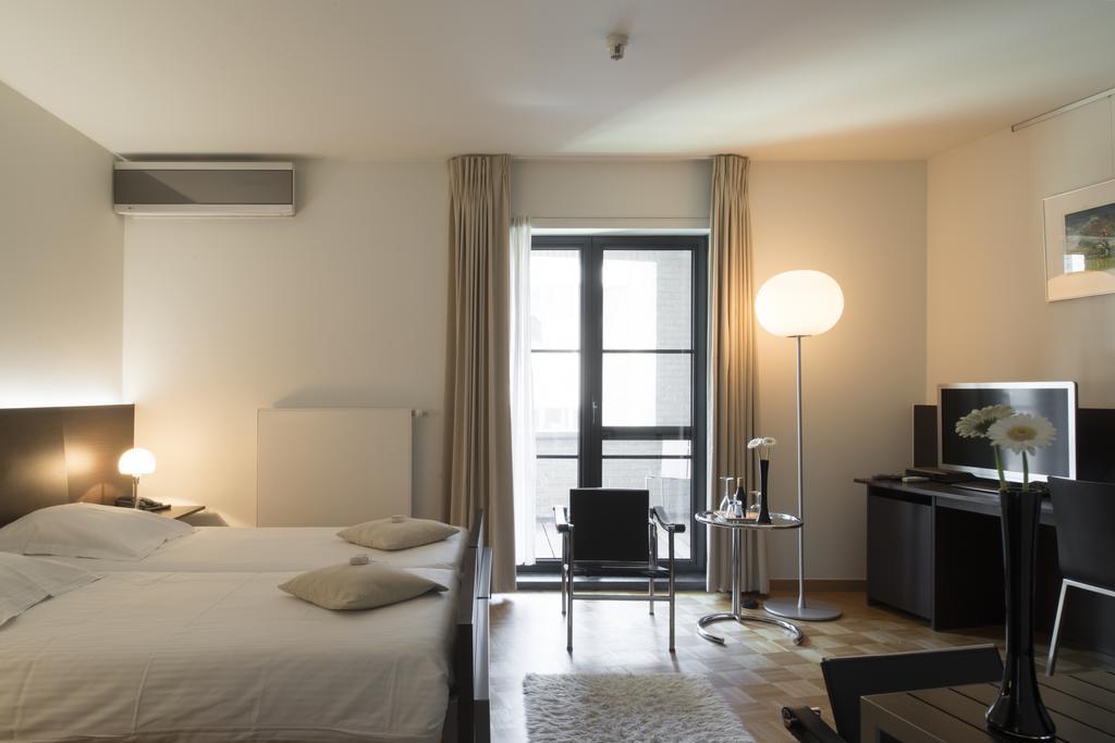 Hotel Verlooy Geel Bagian luar foto